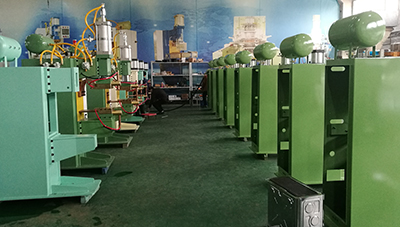 為什么客戶都選擇了焊本SMD系列中頻逆變式點焊機？